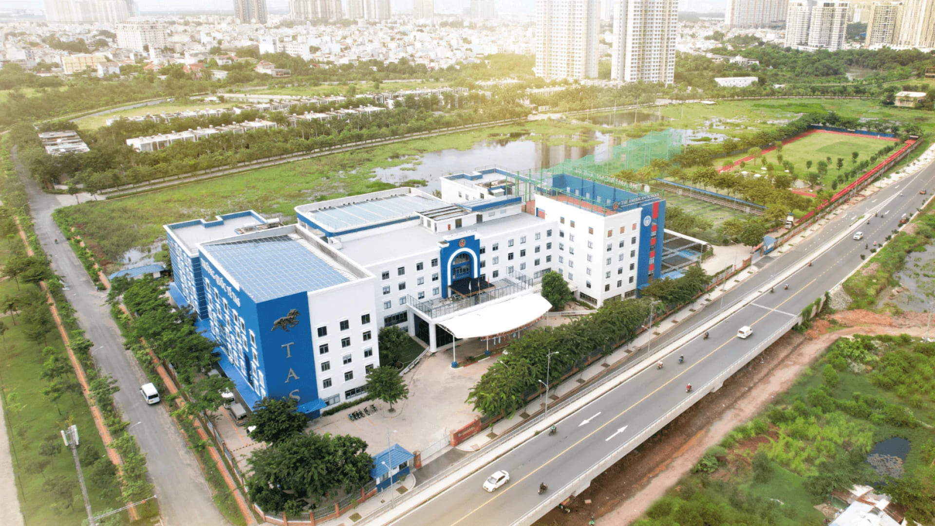 Tiện ích trường học TAS chỉ cách Senturia An Phú một con sông