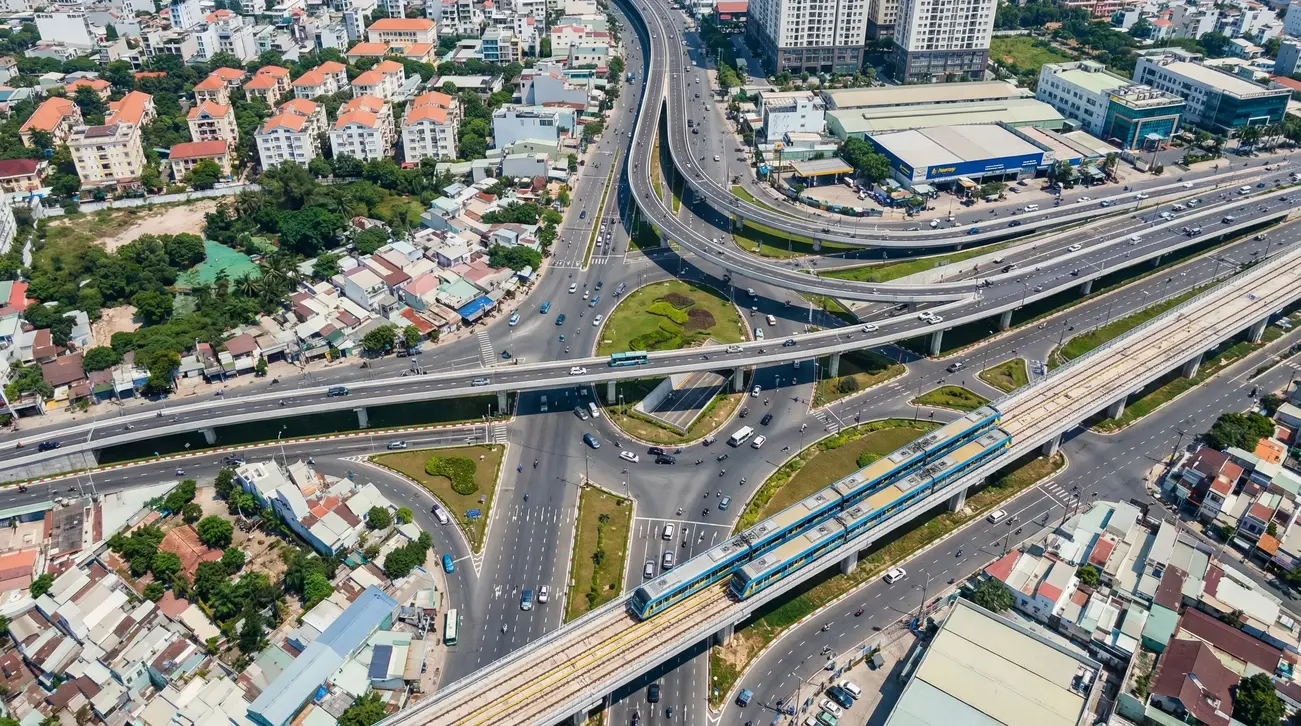 Nút giao thông An Phú và tuyến Metro số 1 là hai công trình hạ tầng trọng điểm hứa hẹn sẽ tạo ra đòn bẩy tăng giá mạnh mẽ cho bất động sản khu vực.